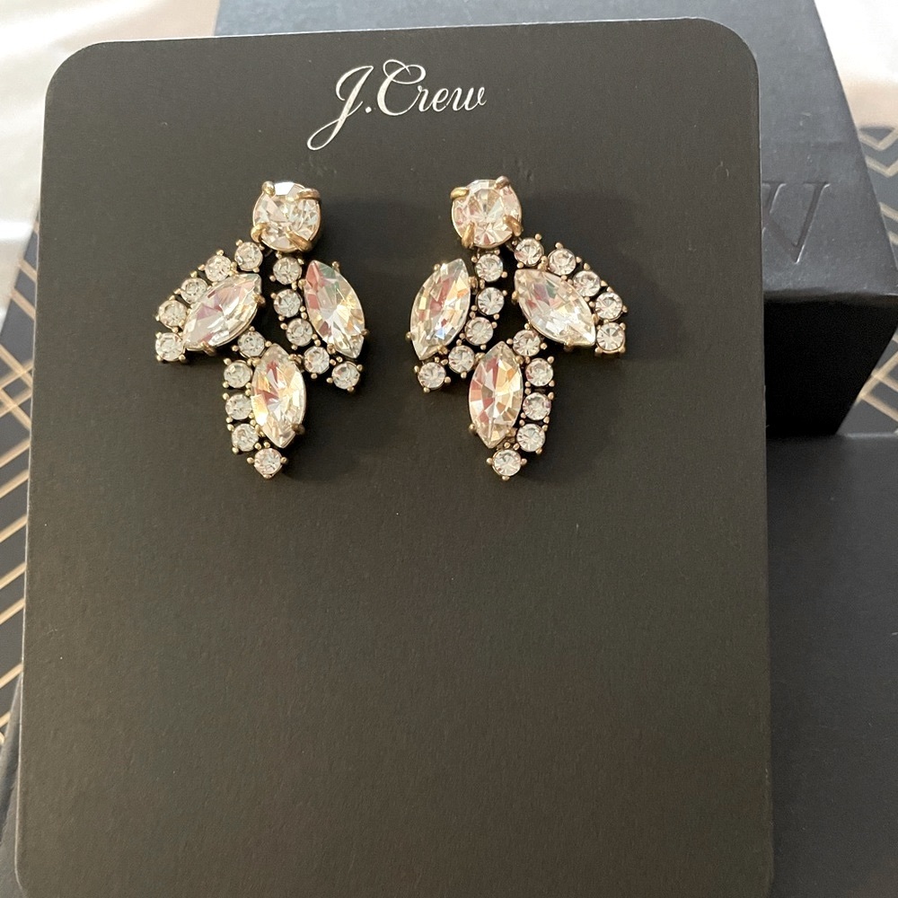 HP⭐️JCREW Crystal Leaf Stud Earrings NWT Crystal - Picture 5 of 9